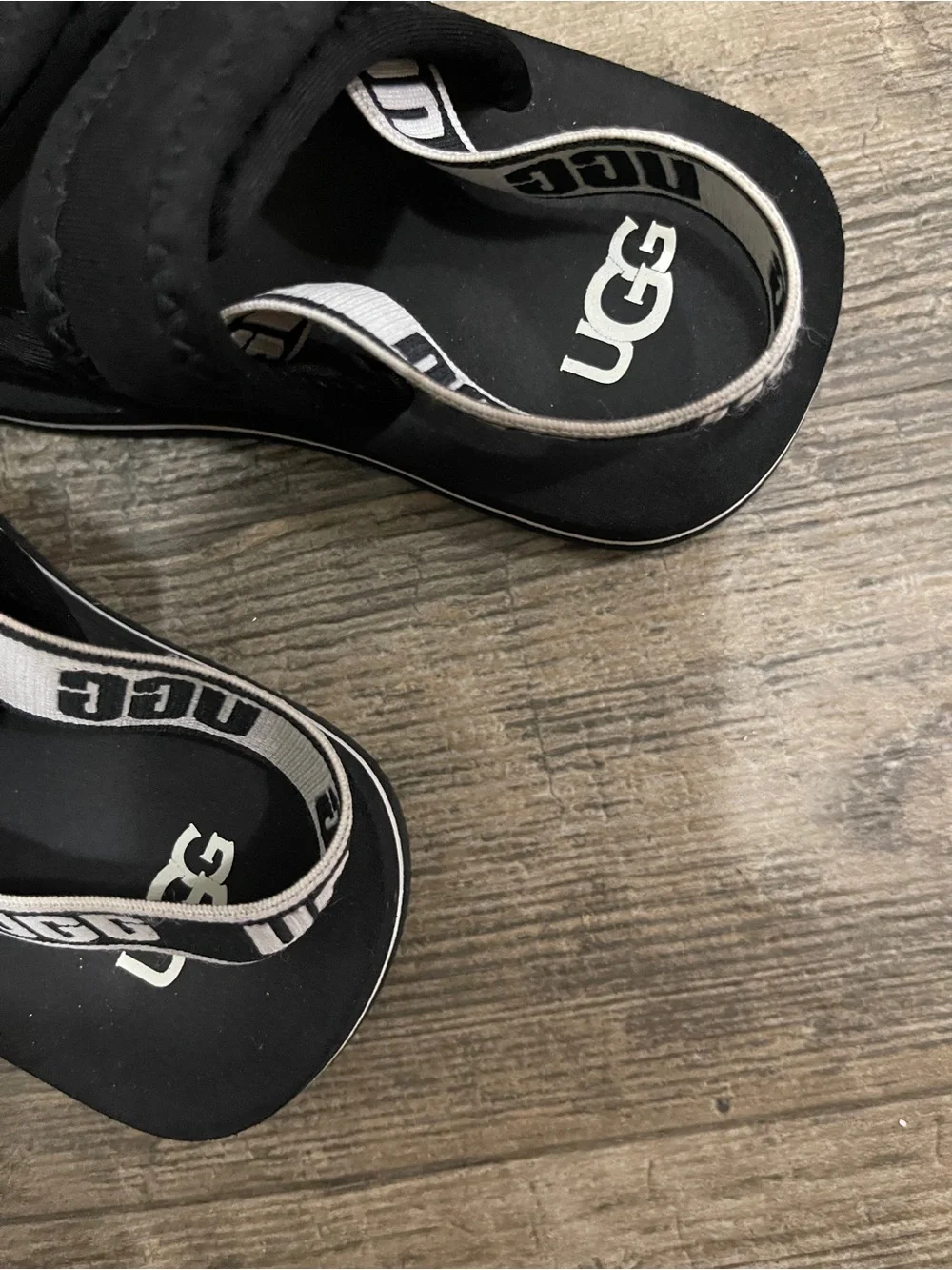 UGG Kids Black Logo Strap Slide Sandals with Velcro Upper